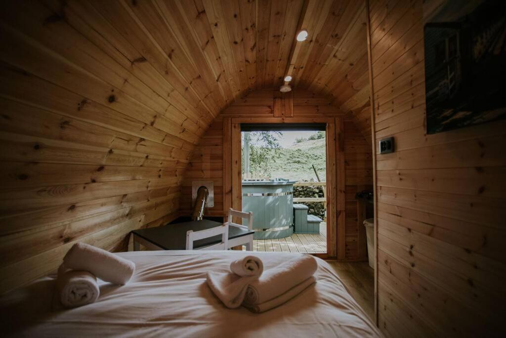 Ash Winter Retreat- Hot Tub & Log Bruner Barmouth Eksteriør billede