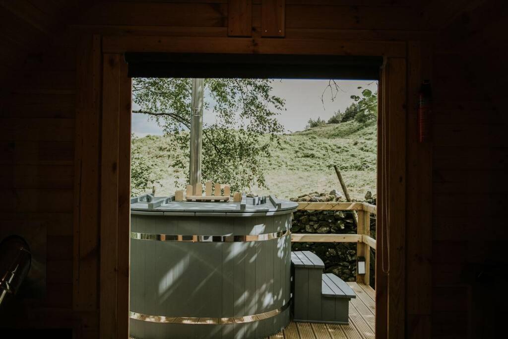 Ash Winter Retreat- Hot Tub & Log Bruner Barmouth Eksteriør billede